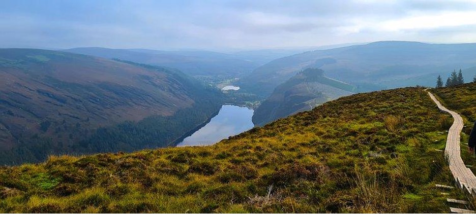 7 Safe Driving Tips When Exploring County Wicklow - The Beautiful Garden of Ireland